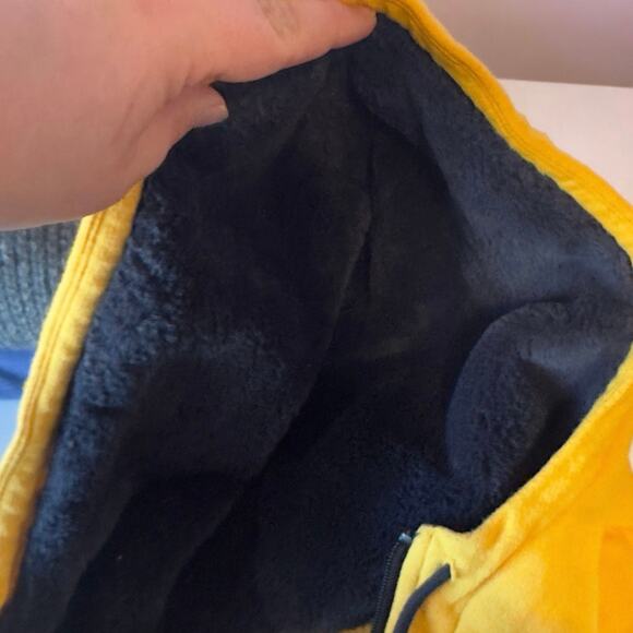 Victoria’s Secret PINK Zip Up Hoodie Size XS Yellow Black Fur Lined Hood Cozy - Picture 6 of 10